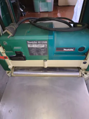PLAINA DESENGROSSO MAKITA 2012 NB