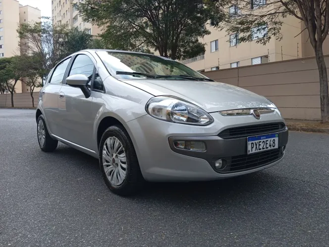 Fiat Punto Essence 1.6 Flex 16V 5P 2016