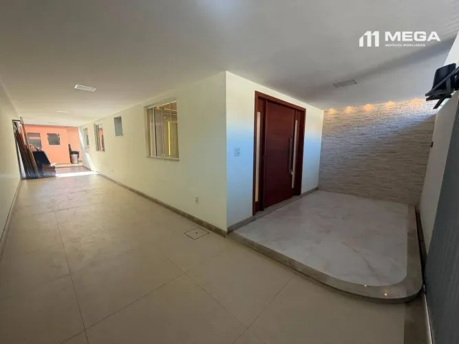 Casa com 3 dormitórios para alugar, 294 m² por R$ 3.100,00/mês - Santos Dumont - Vila Velh