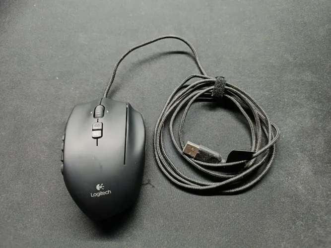 Logitech G600