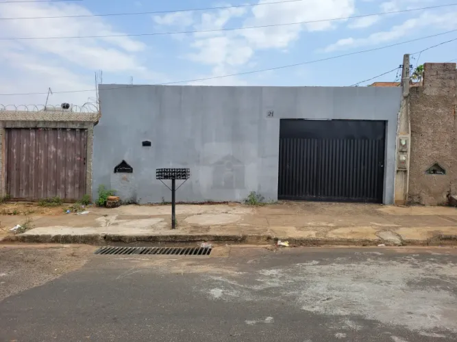 Casa para locação no bairro Monte Hebron
