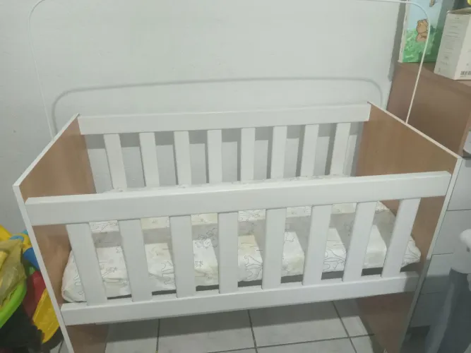 Mini berço  com colchão 