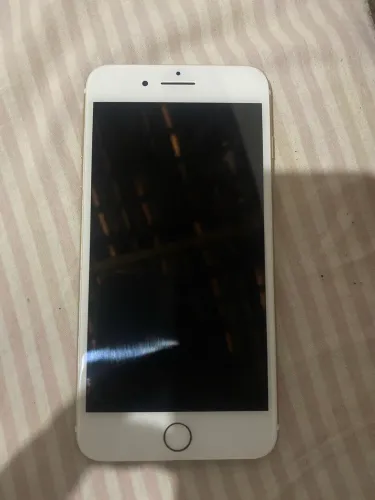 iPhone 7 Plus semi novo