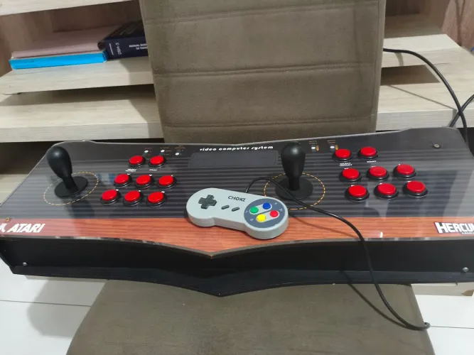 Vendo arcade com jogos inclusos 