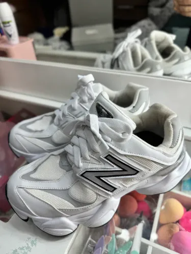 Tênis new balance branco 37