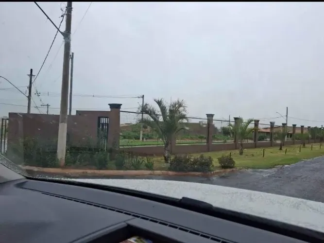 OPORTUNIDADE IMPERDÍVEL - TERRENO EM CONDOMÍNIO EM FRONTEIRA/MG