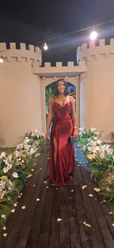 Vestido Marsala tecido Prada 