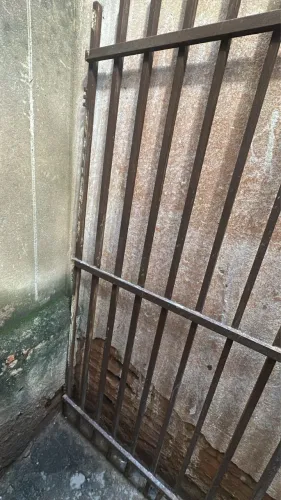 Porta de ferro 1,10lar por 2,00al