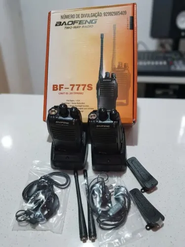 Par rádio comunicador Baofeng