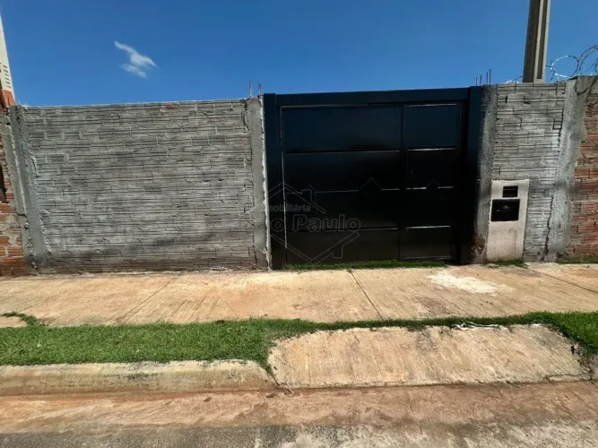 Venda de Casas / Padrão na cidade de Araraquara