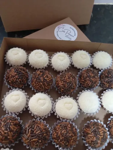 Cento de brigadeiros tradicionais