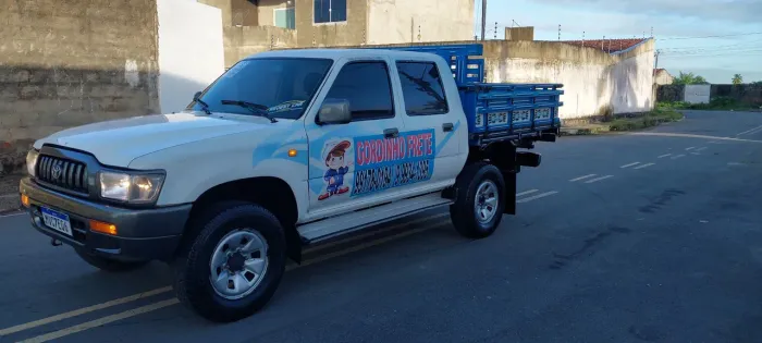 Toyota Hilux CD DX 4X2 3.0 8V 90cv Diesel 2004