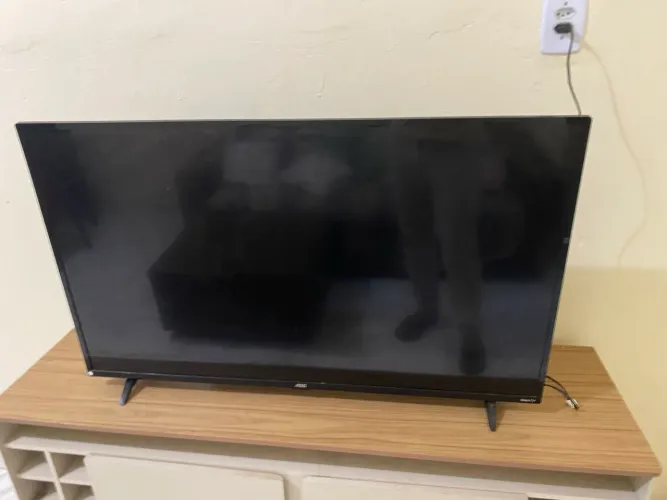Tv AOC 43 smart para retirada de peças ? não liga mais.