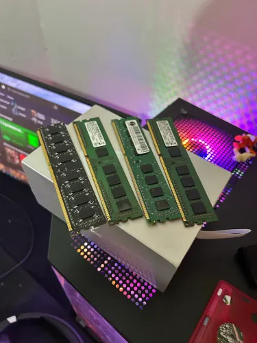 Memória RAM DDR3 4GB