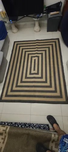 Tapete grande bege e preto para sala 1,93m
