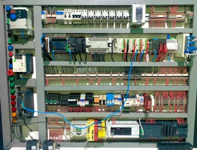 Bancada de teste de automação.