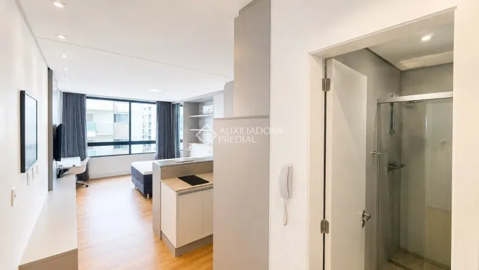 Studio novo no Córrego Grande/Floripa