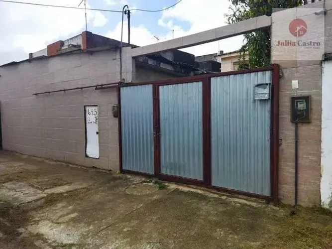 VENDO Casa com 360m, 2 pavimentos e 5 quartos no Bairro da Imbiribeira / Recife