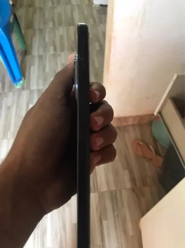 Vendo celular com defeito na tela 