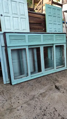 6 janelas, 3 portas em madeira demolição canela peroba, Angelim