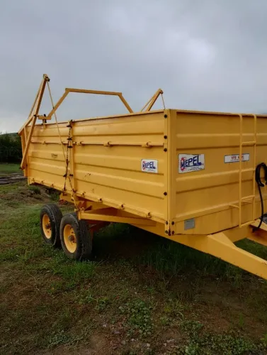 Vagão Forrageiro Basculante MEPel VFB 6000 - 2018 - 8m³
