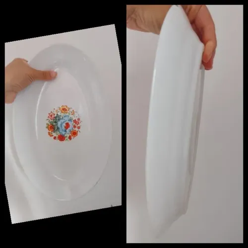 Travessa de porcelana em bom estado