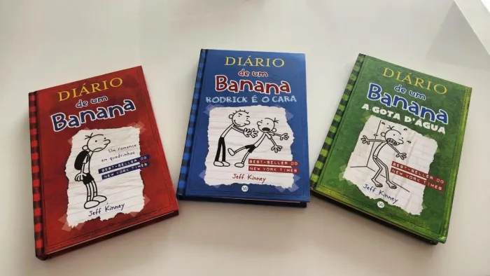 3 livros da coleção Diário de um Banana
