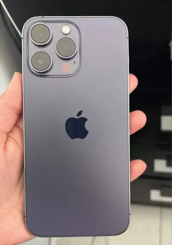 iPhone 14 promax roxo