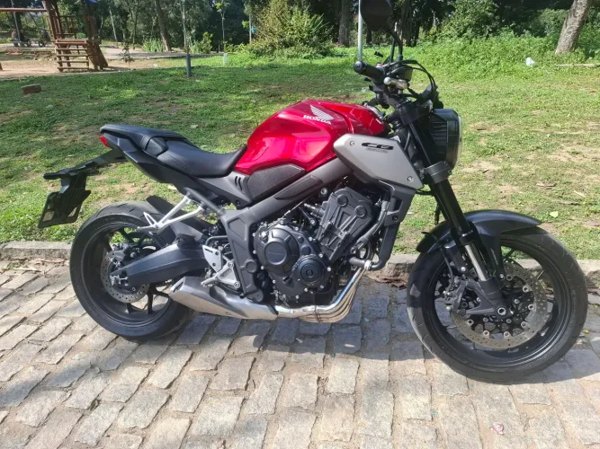Honda cb650r