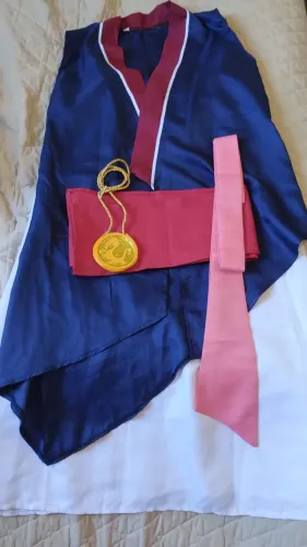 Cosplay Mulan com acessório + Livro Kimetsu - RESERVADO 