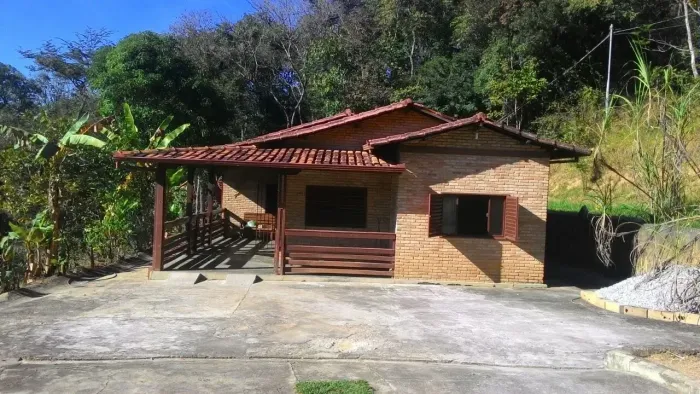 Fazenda/Sítio/Chácara para venda tem 130 metros quadrados com 3 quartos