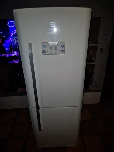 Geladeira Electrolux inverse