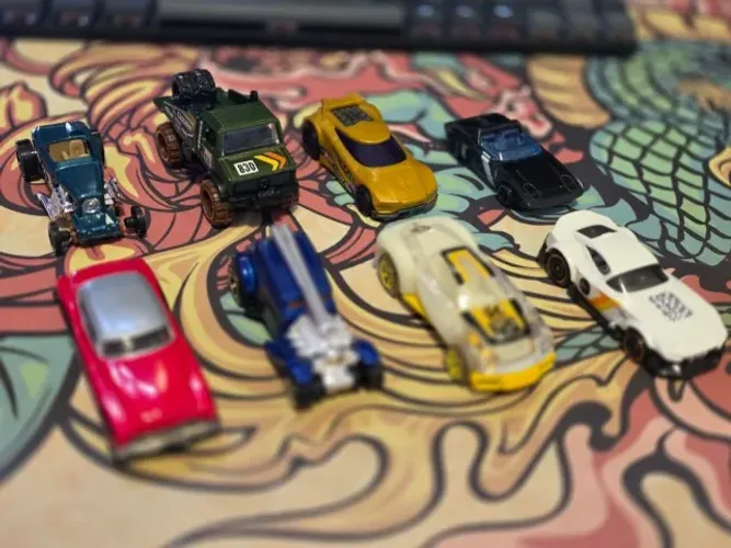 Lote 8 Carrinhos Hot Wheels