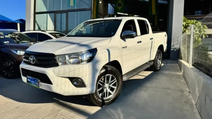 Toyota Hilux CD 4X4 2.8 Diesel Mec. 2020