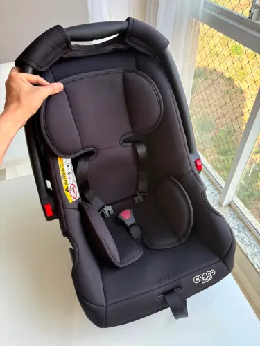 Bebê conforto (cadeirinha pro carro)