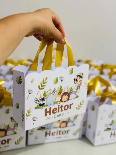 Sacolinhas personalizadas lembrancinha