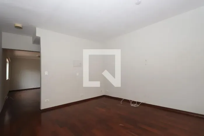 Casa à Venda - Vila Mariana, 3 Quartos, 250 m2