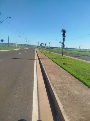 Terreno comercial