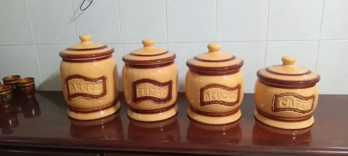 Jogo de mantimentos de porcelana 