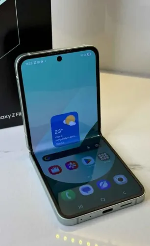 Samsung Galaxy Z Flip 6 512GB - Impecável + NF + Garantia + Acessórios