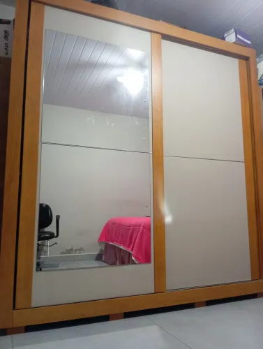 Guarda roupa
