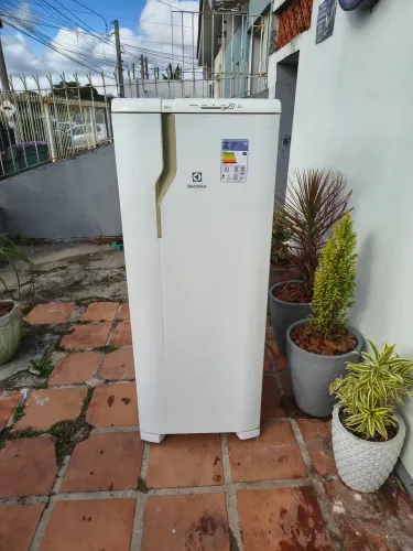 Geladeira Electrolux impecável