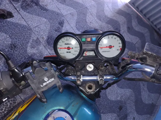 Moto boa pra trabalhar toda em dia