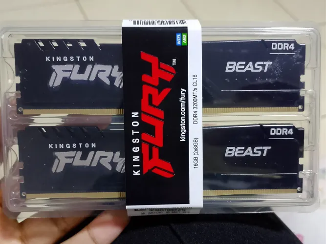 Memória RAM Kingston Fury Beast, 2X8GB, 3200MHz, DDR4 (LACRADA)