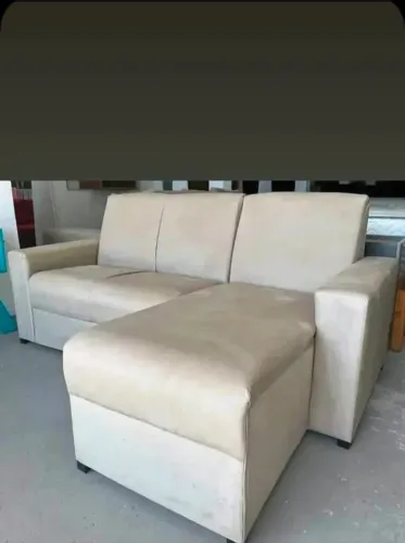 Sofá muito moderno lindo demais pra deixar sua sala elegante