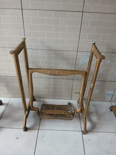 Pé de máquina de costura Elgin