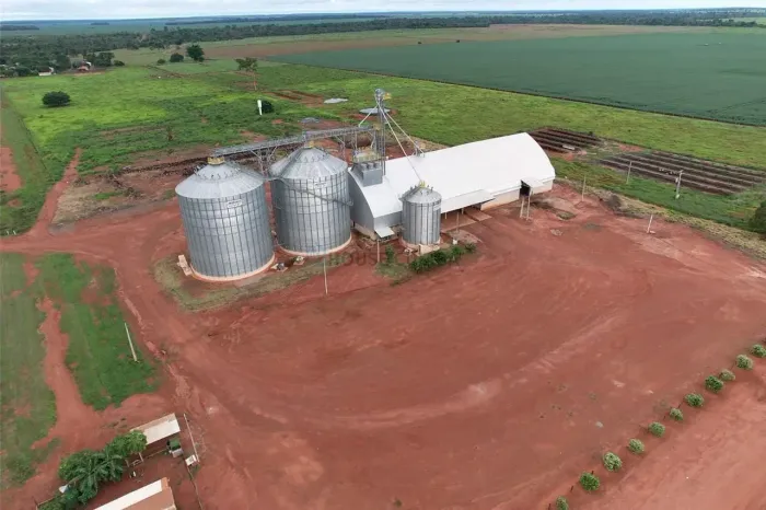 fazenda Venda com uma área de 17.531 hectares na região da cidade de água Boa