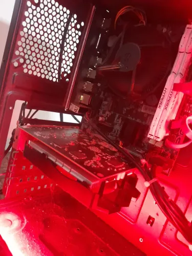 Placa de video RX550 4GB