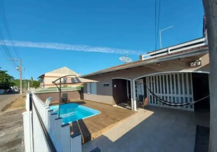 SONHO DE VERÃO - Casa Com Piscina