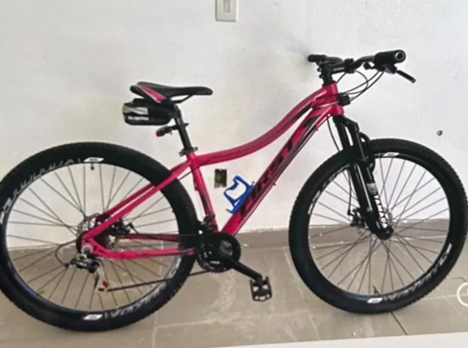 Bike feminina excelente pouco uso valor negociável